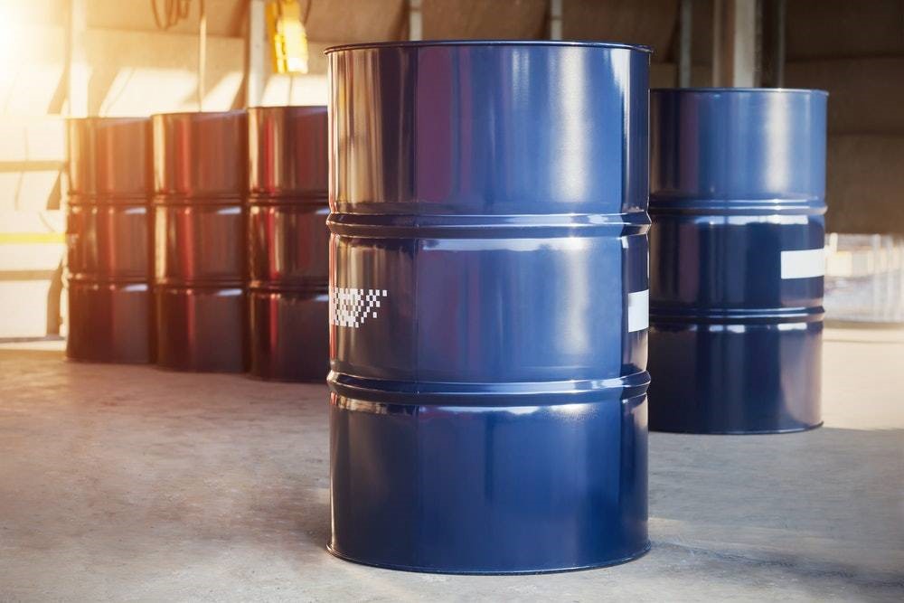 How is packing of rubber process oil?